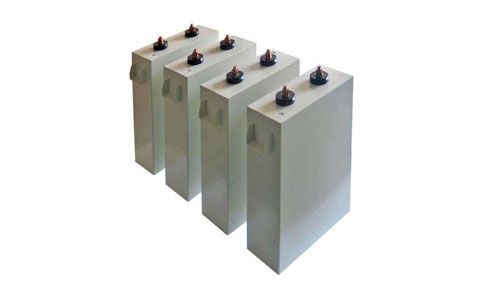 電容分別在直流、交流電路中，是如何充電放電的呢?